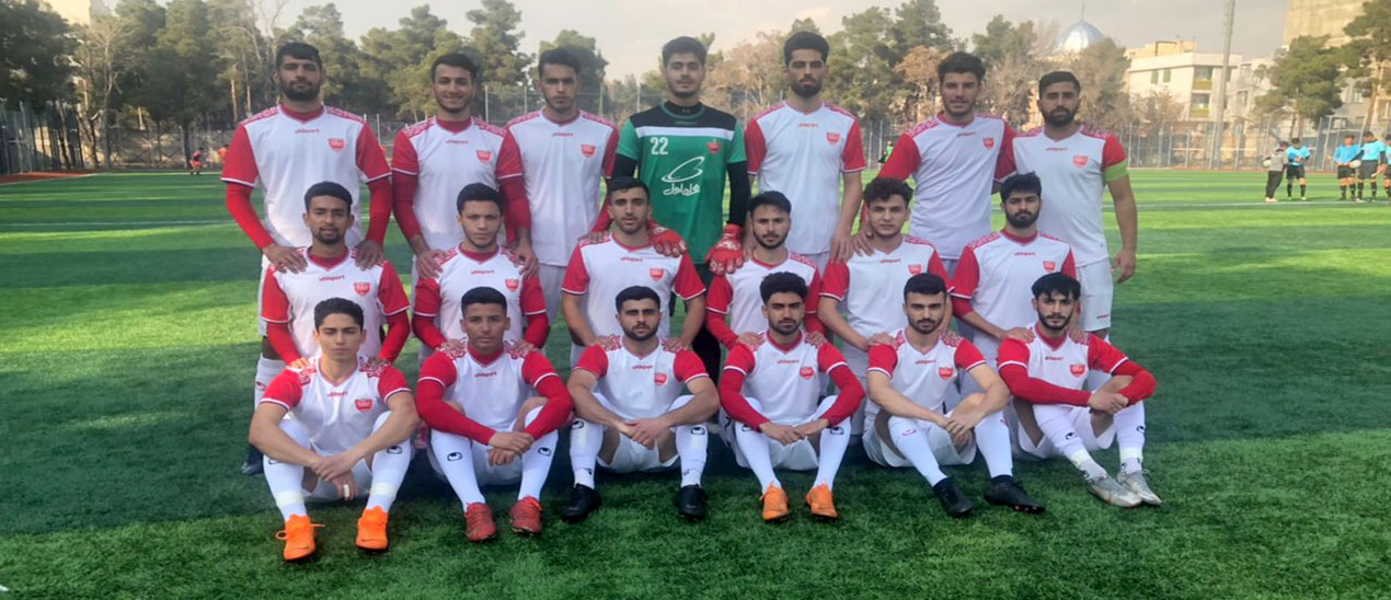 ادامه صدرنشینی امیدهای پرسپولیس با وجود تساوی